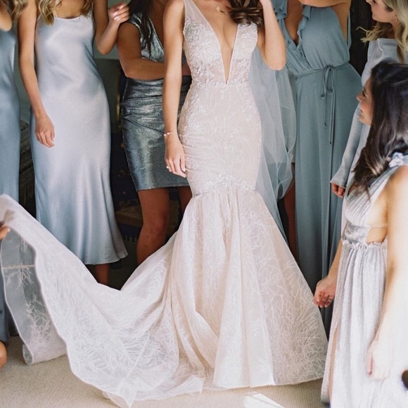 ADAM ZOHAR Designer Wedding Dress - Picture 3 of 3